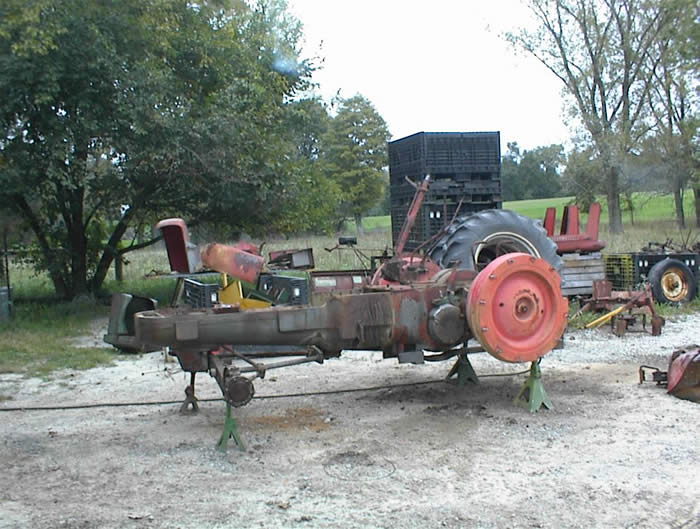 Antique Massey Ferguson 98 Tractor Restoration