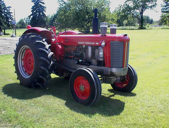 Massey Ferguson 98 Antique Tractor Restoration